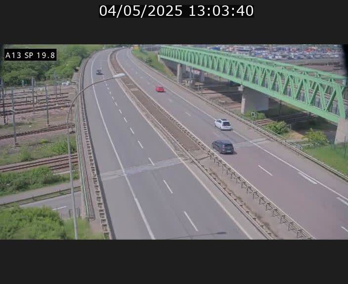 Traffic live webcam Luxembourg Croix de Bettembourg - A13 direction Esch-sur-Alzette - BK 19.8