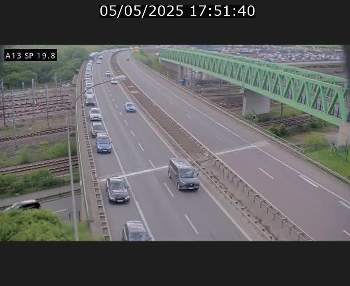 Traffic live webcam Luxembourg Croix de Bettembourg - A13 direction Esch-sur-Alzette - BK 19.8