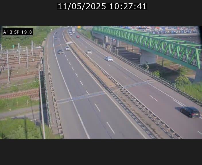 Traffic live webcam Luxembourg Croix de Bettembourg - A13 direction Esch-sur-Alzette - BK 19.8