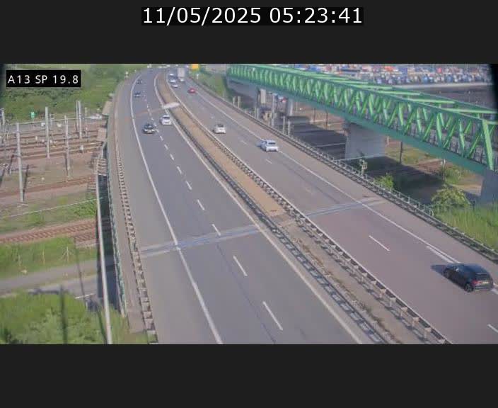 Traffic live webcam Luxembourg Croix de Bettembourg - A13 direction Esch-sur-Alzette - BK 19.8