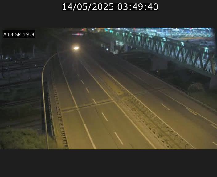 Traffic live webcam Luxembourg Croix de Bettembourg - A13 direction Esch-sur-Alzette - BK 19.8