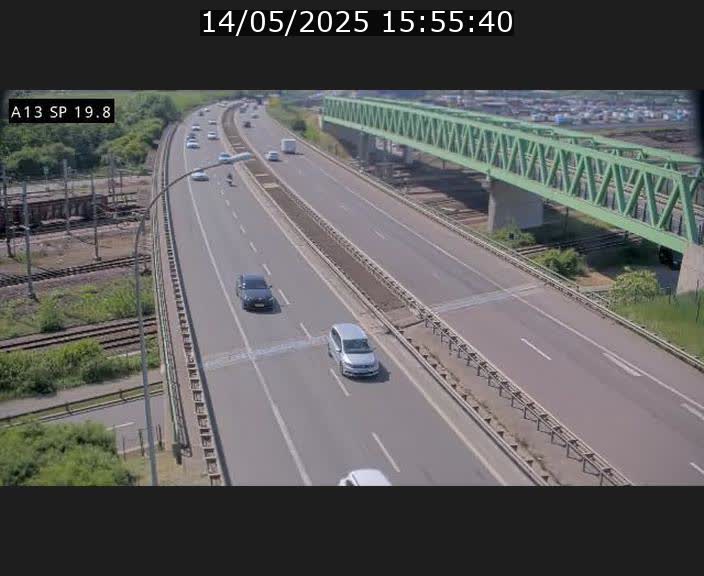 Traffic live webcam Luxembourg Croix de Bettembourg - A13 direction Esch-sur-Alzette - BK 19.8