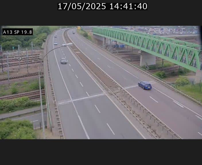 Traffic live webcam Luxembourg Croix de Bettembourg - A13 direction Esch-sur-Alzette - BK 19.8