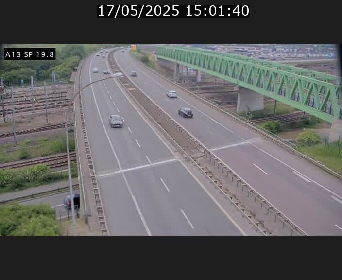 Traffic live webcam Luxembourg Croix de Bettembourg - A13 direction Esch-sur-Alzette - BK 19.8