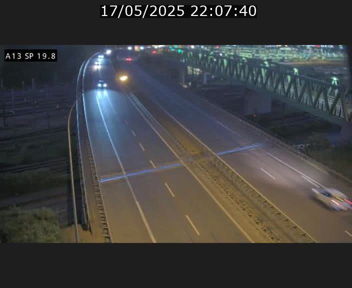 Traffic live webcam Luxembourg Croix de Bettembourg - A13 direction Esch-sur-Alzette - BK 19.8