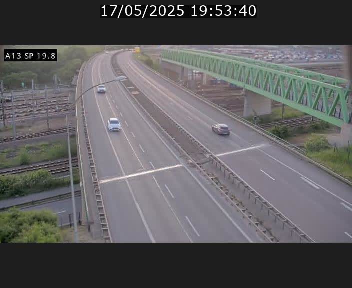 Traffic live webcam Luxembourg Croix de Bettembourg - A13 direction Esch-sur-Alzette - BK 19.8
