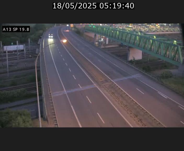 Traffic live webcam Luxembourg Croix de Bettembourg - A13 direction Esch-sur-Alzette - BK 19.8