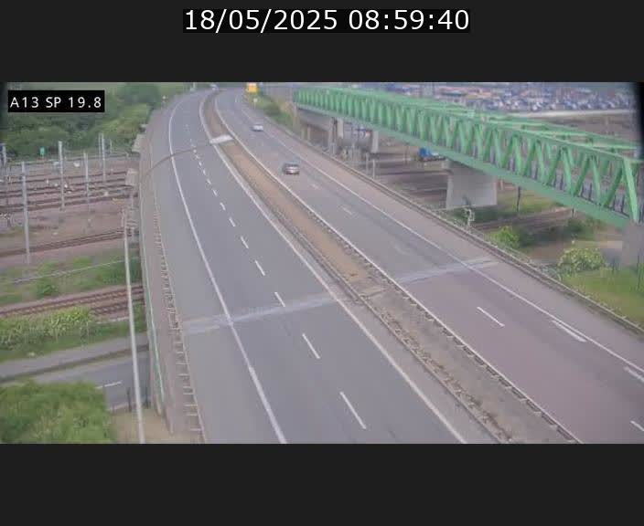 Traffic live webcam Luxembourg Croix de Bettembourg - A13 direction Esch-sur-Alzette - BK 19.8