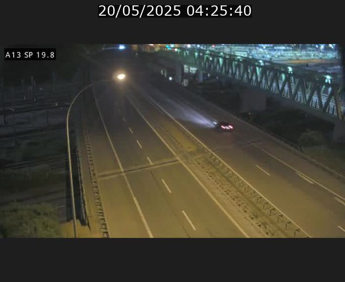 Traffic live webcam Luxembourg Croix de Bettembourg - A13 direction Esch-sur-Alzette - BK 19.8