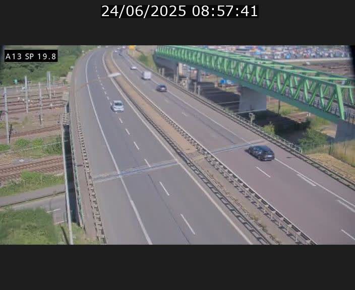 Traffic live webcam Luxembourg Croix de Bettembourg - A13 direction Esch-sur-Alzette - BK 19.8
