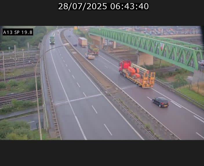 Traffic live webcam Luxembourg Croix de Bettembourg - A13 direction Esch-sur-Alzette - BK 19.8