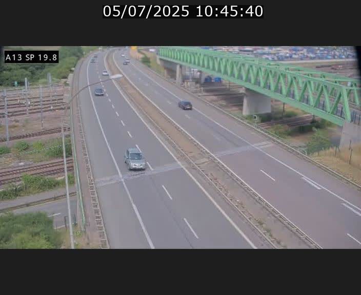 Traffic live webcam Luxembourg Croix de Bettembourg - A13 direction Esch-sur-Alzette - BK 19.8
