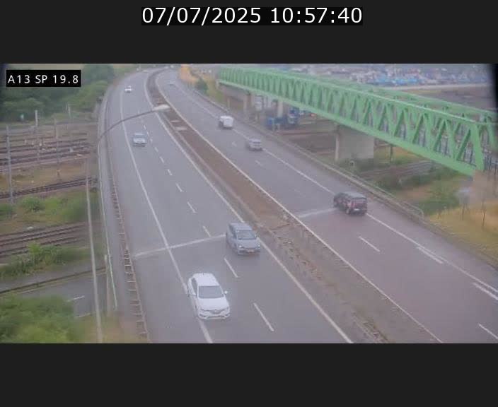 Traffic live webcam Luxembourg Croix de Bettembourg - A13 direction Esch-sur-Alzette - BK 19.8