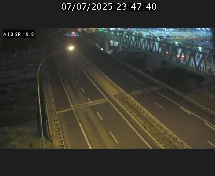 Traffic live webcam Luxembourg Croix de Bettembourg - A13 direction Esch-sur-Alzette - BK 19.8