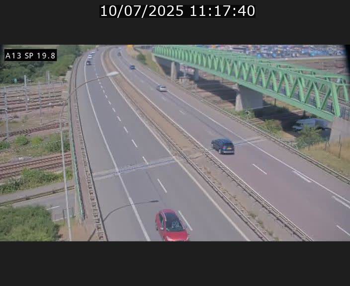 Traffic live webcam Luxembourg Croix de Bettembourg - A13 direction Esch-sur-Alzette - BK 19.8