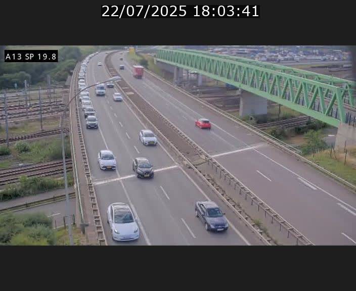 Traffic live webcam Luxembourg Croix de Bettembourg - A13 direction Esch-sur-Alzette - BK 19.8