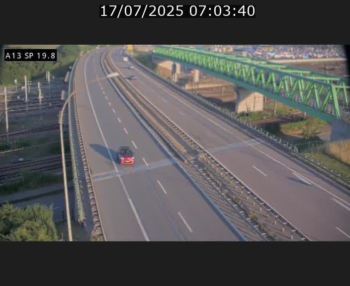 Traffic live webcam Luxembourg Croix de Bettembourg - A13 direction Esch-sur-Alzette - BK 19.8