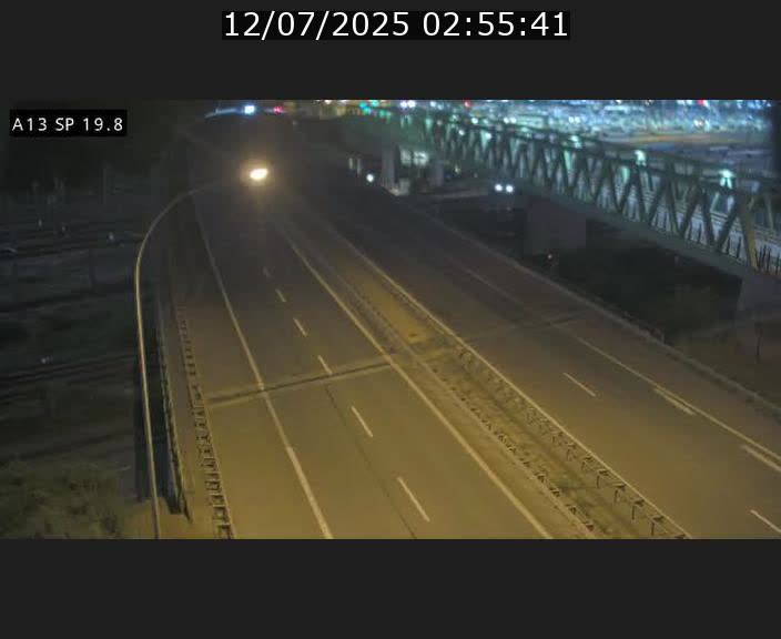 Traffic live webcam Luxembourg Croix de Bettembourg - A13 direction Esch-sur-Alzette - BK 19.8
