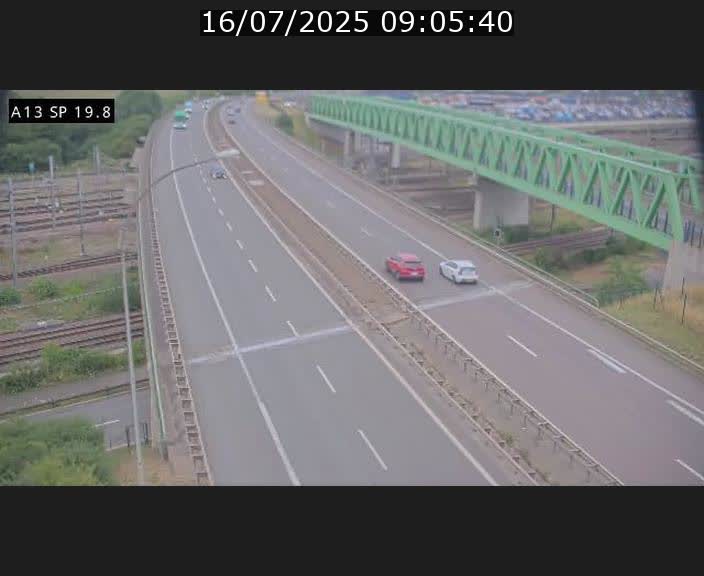Traffic live webcam Luxembourg Croix de Bettembourg - A13 direction Esch-sur-Alzette - BK 19.8
