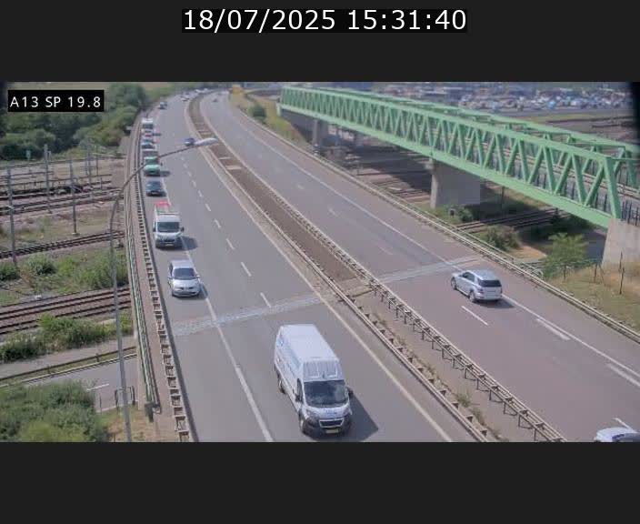 Traffic live webcam Luxembourg Croix de Bettembourg - A13 direction Esch-sur-Alzette - BK 19.8