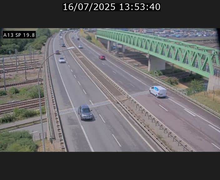 Traffic live webcam Luxembourg Croix de Bettembourg - A13 direction Esch-sur-Alzette - BK 19.8