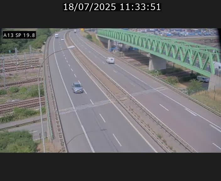 Traffic live webcam Luxembourg Croix de Bettembourg - A13 direction Esch-sur-Alzette - BK 19.8