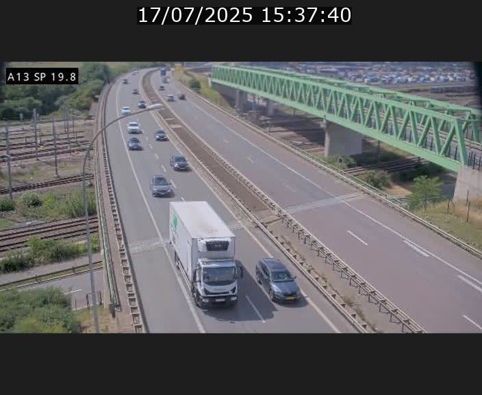 Traffic live webcam Luxembourg Croix de Bettembourg - A13 direction Esch-sur-Alzette - BK 19.8