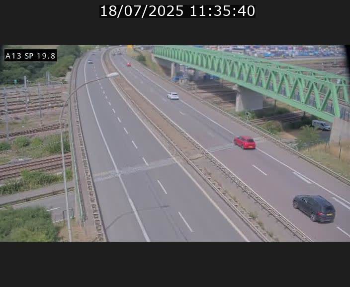 Traffic live webcam Luxembourg Croix de Bettembourg - A13 direction Esch-sur-Alzette - BK 19.8
