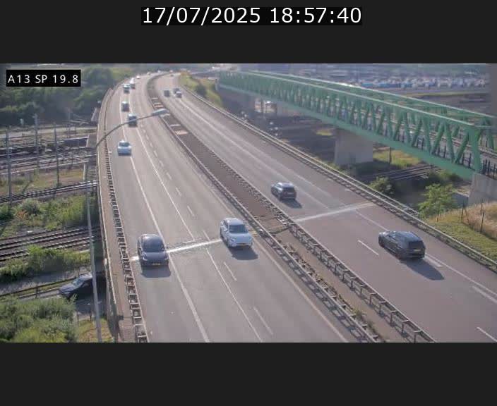 Traffic live webcam Luxembourg Croix de Bettembourg - A13 direction Esch-sur-Alzette - BK 19.8