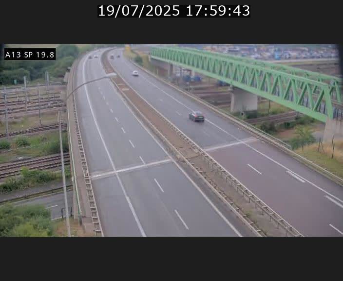 Traffic live webcam Luxembourg Croix de Bettembourg - A13 direction Esch-sur-Alzette - BK 19.8