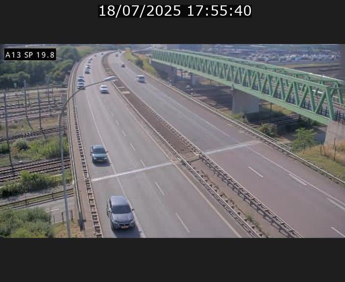 Traffic live webcam Luxembourg Croix de Bettembourg - A13 direction Esch-sur-Alzette - BK 19.8