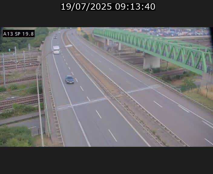 Traffic live webcam Luxembourg Croix de Bettembourg - A13 direction Esch-sur-Alzette - BK 19.8
