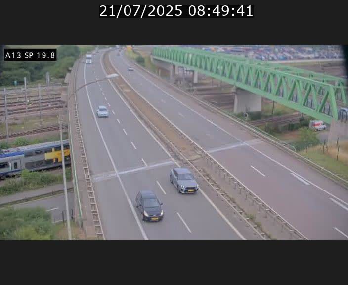 Traffic live webcam Luxembourg Croix de Bettembourg - A13 direction Esch-sur-Alzette - BK 19.8