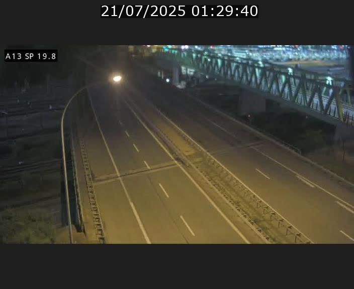 Traffic live webcam Luxembourg Croix de Bettembourg - A13 direction Esch-sur-Alzette - BK 19.8