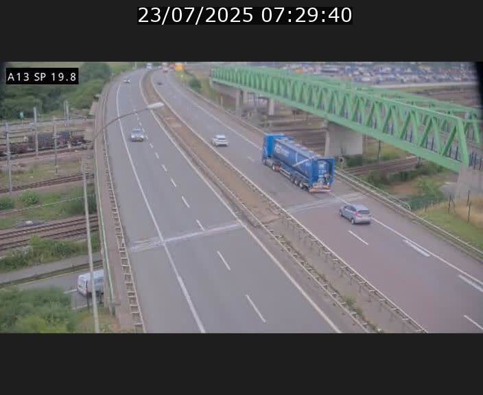 Traffic live webcam Luxembourg Croix de Bettembourg - A13 direction Esch-sur-Alzette - BK 19.8