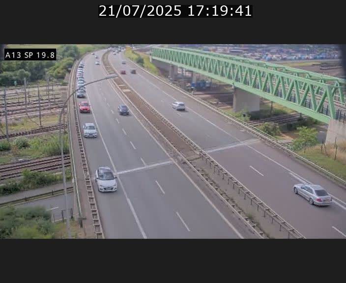 Traffic live webcam Luxembourg Croix de Bettembourg - A13 direction Esch-sur-Alzette - BK 19.8