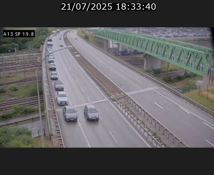 Traffic live webcam Luxembourg Croix de Bettembourg - A13 direction Esch-sur-Alzette - BK 19.8