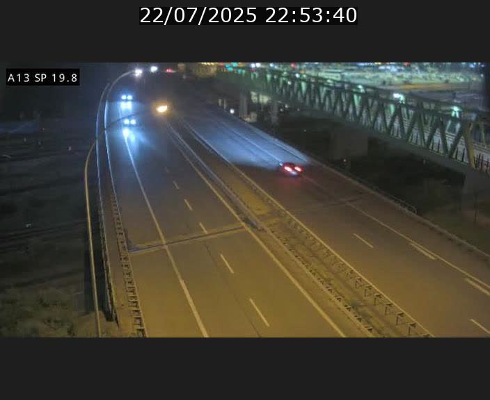 Traffic live webcam Luxembourg Croix de Bettembourg - A13 direction Esch-sur-Alzette - BK 19.8