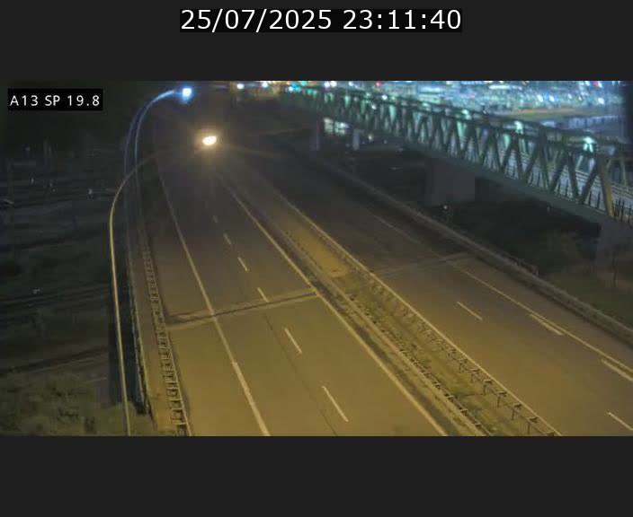 Traffic live webcam Luxembourg Croix de Bettembourg - A13 direction Esch-sur-Alzette - BK 19.8
