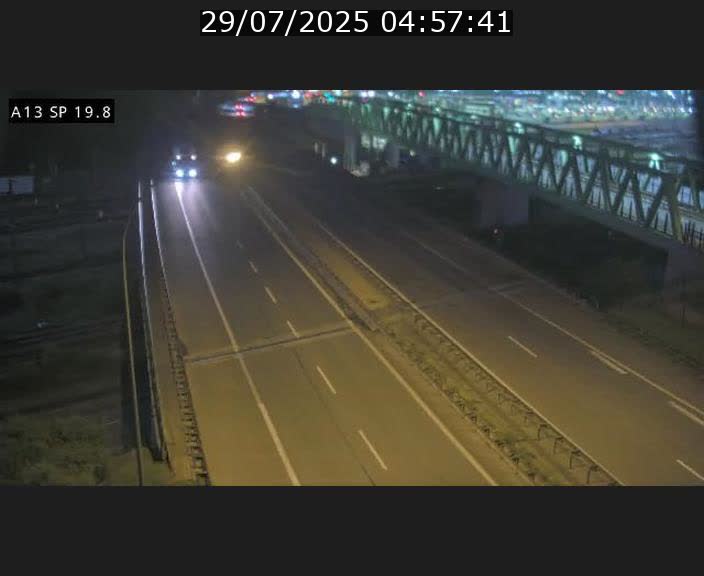 Traffic live webcam Luxembourg Croix de Bettembourg - A13 direction Esch-sur-Alzette - BK 19.8