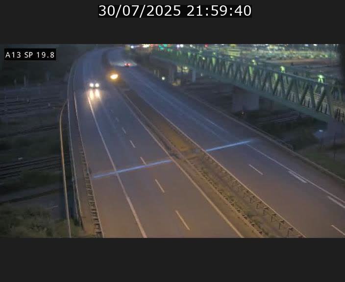 Traffic live webcam Luxembourg Croix de Bettembourg - A13 direction Esch-sur-Alzette - BK 19.8