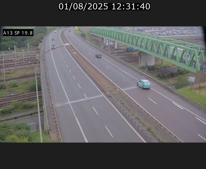 Traffic live webcam Luxembourg Croix de Bettembourg - A13 direction Esch-sur-Alzette - BK 19.8