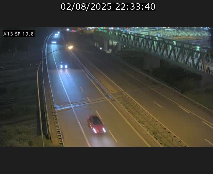 Traffic live webcam Luxembourg Croix de Bettembourg - A13 direction Esch-sur-Alzette - BK 19.8