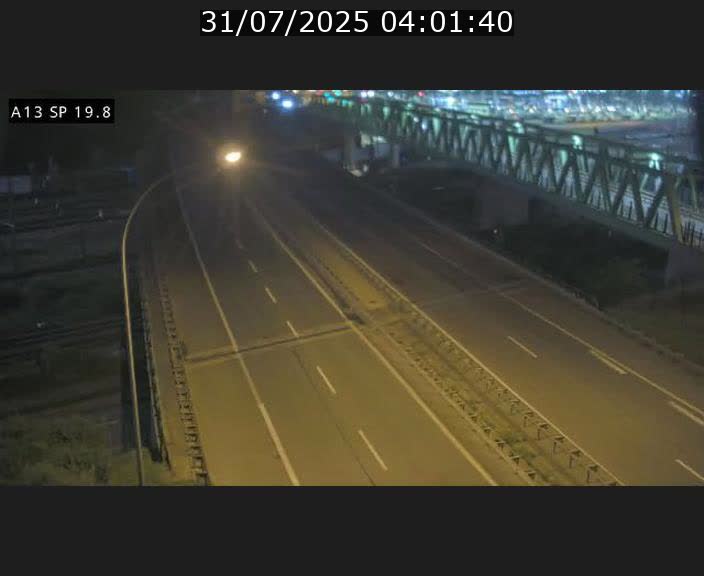 Traffic live webcam Luxembourg Croix de Bettembourg - A13 direction Esch-sur-Alzette - BK 19.8