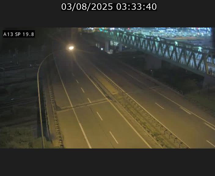 Traffic live webcam Luxembourg Croix de Bettembourg - A13 direction Esch-sur-Alzette - BK 19.8