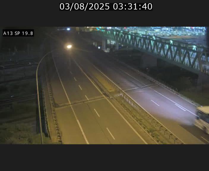 Traffic live webcam Luxembourg Croix de Bettembourg - A13 direction Esch-sur-Alzette - BK 19.8