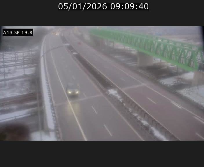 Traffic live webcam Luxembourg Croix de Bettembourg - A13 direction Esch-sur-Alzette - BK 19.8