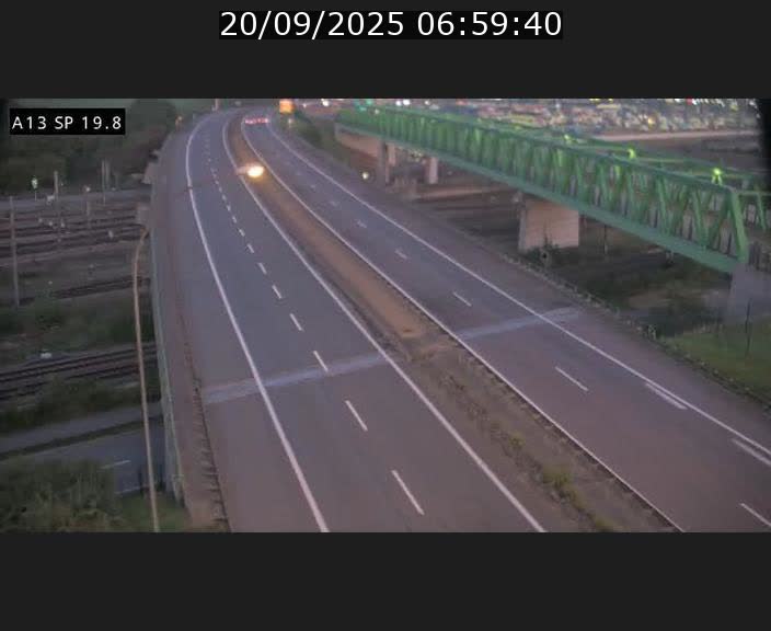 Traffic live webcam Luxembourg Croix de Bettembourg - A13 direction Esch-sur-Alzette - BK 19.8