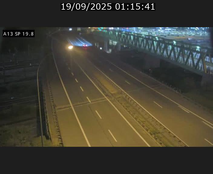 Traffic live webcam Luxembourg Croix de Bettembourg - A13 direction Esch-sur-Alzette - BK 19.8