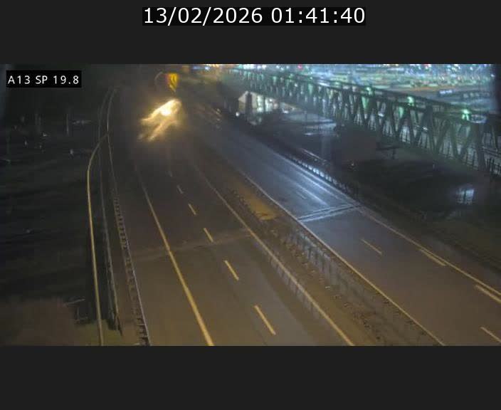 <h2>Traffic live webcam Luxembourg Croix de Bettembourg - A13 direction Esch-sur-Alzette - BK 19.8</h2>